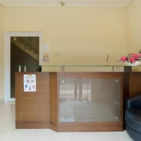 Dago Suites Syariah Cikarang Mitra Reddoorz Bekasi Ngoại thất bức ảnh