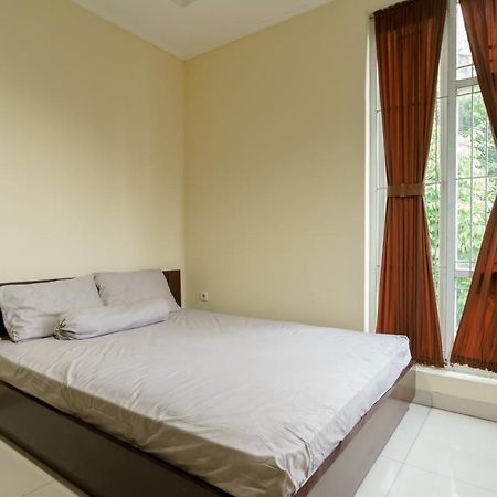 Dago Suites Syariah Cikarang Mitra Reddoorz Bekasi Ngoại thất bức ảnh