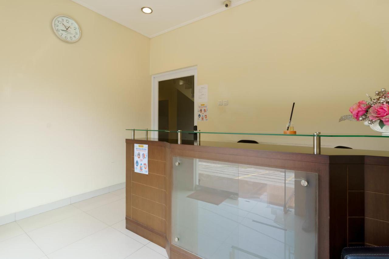 Dago Suites Syariah Cikarang Mitra Reddoorz Bekasi Ngoại thất bức ảnh