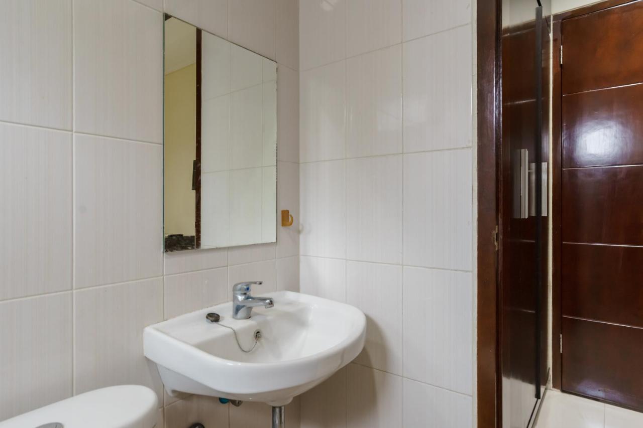 Dago Suites Syariah Cikarang Mitra Reddoorz Bekasi Ngoại thất bức ảnh